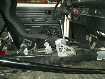 IMGP0114.JPG (96.65 Kio) Vu 5272 fois Reste la moquette à reposer