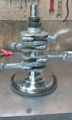 20151105_173251.jpg (54.4 Kio) Vu 17966 fois L'ensemble avec son volant forgé 200mm