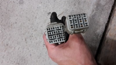 Connecteurs faisceau moteur