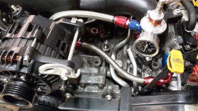 20160128_224732.jpg (80.81 Kio) Vu 3378 fois Régulateur et mano de pression d'essence fixés