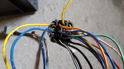 20160921_090720.jpg (1.37 Mio) Vu 4831 fois Comme c'est le cas ici, le blanc/rouge et le bleu/vert à gauche.