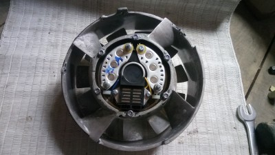 DSC_1870.JPG (74.46 Kio) Vu 14644 fois Alternateur reçu ce jour