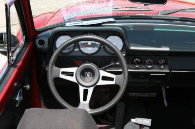 tab.JPG (32.06 Kio) Vu 6699 fois ça devrait donner ça(cox cab de seb)