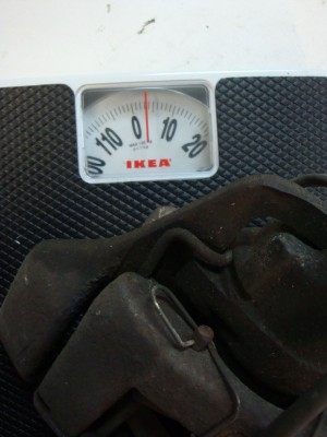 poids train arr (5).JPG (100.64 Kio) Vu 6187 fois Etrier arr 944= 3.5kg