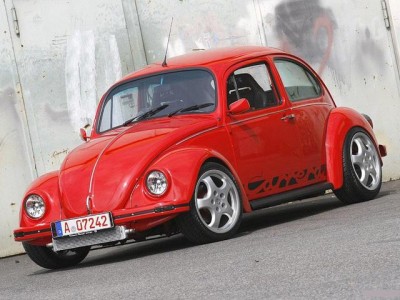 4ccccd55aa.jpg (57.11 Kio) Vu 9171 fois j hesite ............... je sais pas encore <br />porche ont sortis un rouge sang pas mal mais tron fonsser pour moi