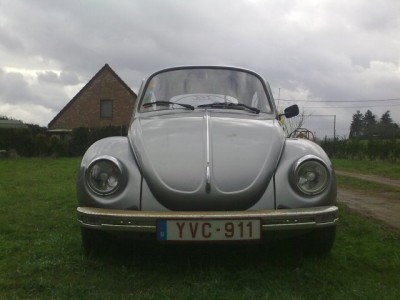 2824966462_1.jpg (43.89 Kio) Vu 5596 fois De face, pare-choc avant piqué: à changer