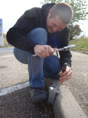 DSC08246.JPG (84.76 Kio) Vu 8327 fois des outils adaptés au top