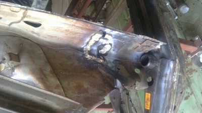 17072011173.JPG (60.21 Kio) Vu 61152 fois "longeron"