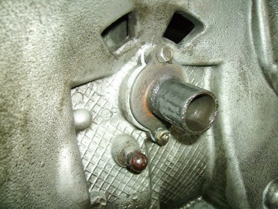 gl IMGP0194.jpg (134.21 Kio) Vu 3893 fois Le guide de butée est arraché du carter.